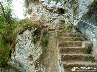 Picos de Europa-Naranjo Bulnes(Urriellu);Puente San Isidro; urbasa lozoya purgatorio viajes organiza